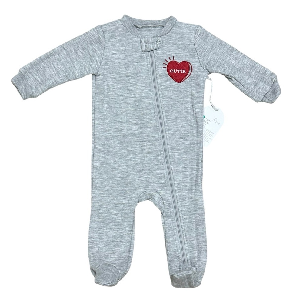 Kyle & Deena NWT. Gray Footed Baby One-Piece with Red 'Cutie' Heart Patch (0-3M)